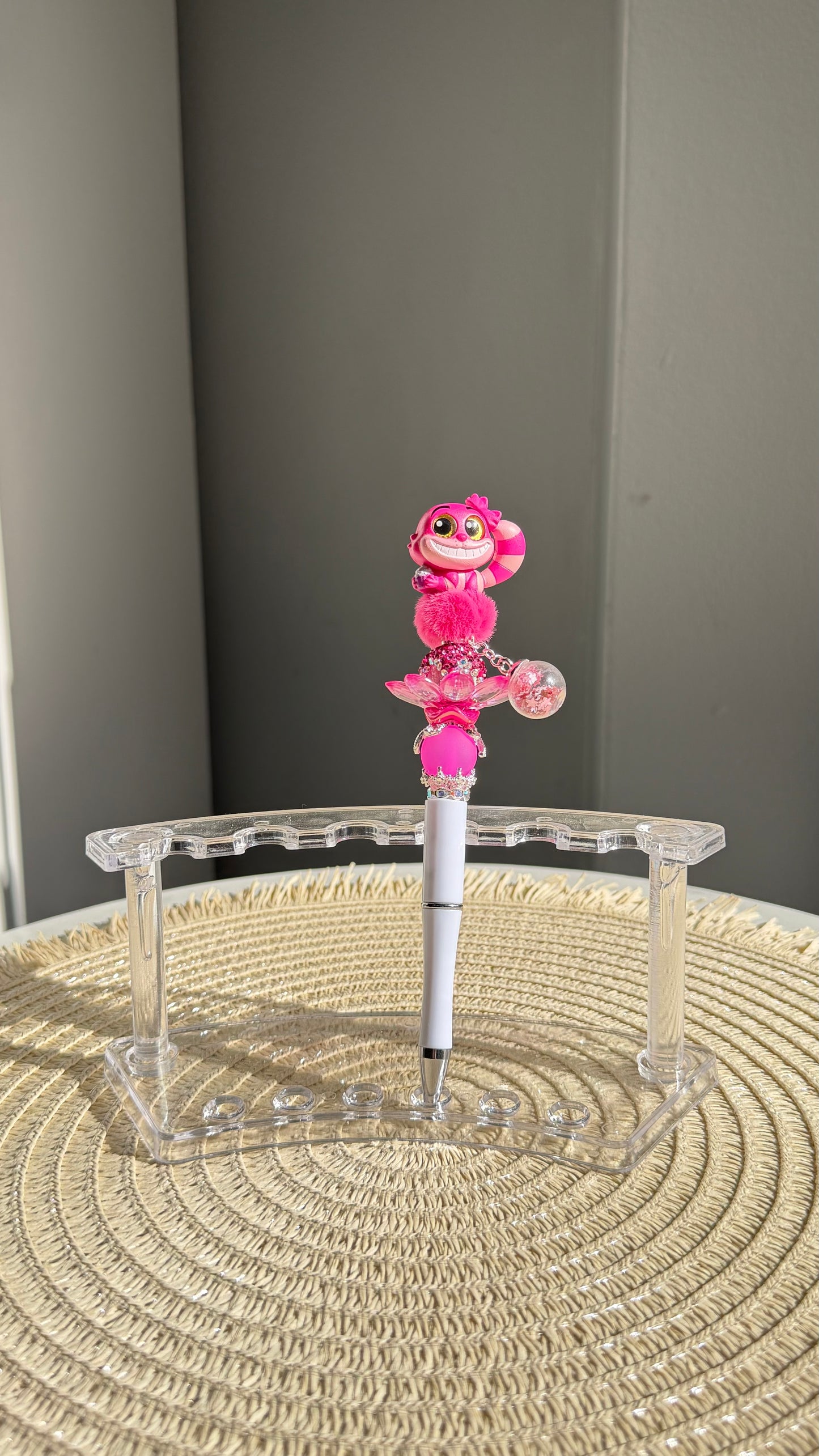 Pre-made Cheshire Cat Pen